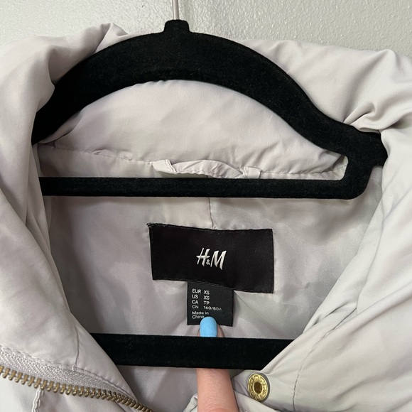 H&M Full Zip Hooded Rain Jacket Parka - Picture 7 of 7